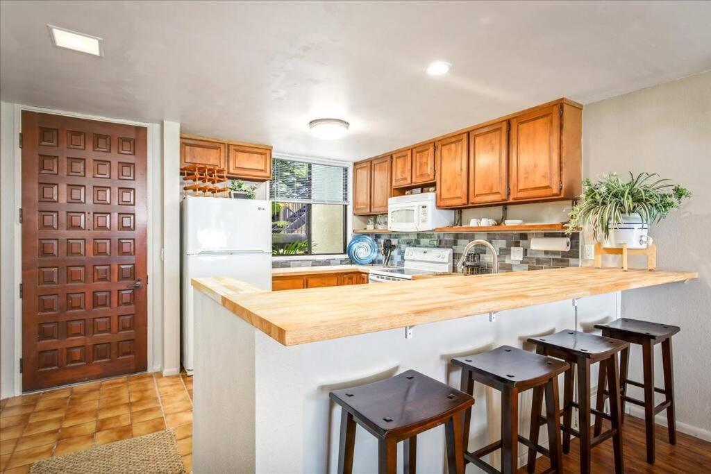 Beautiful 2/2 Condo In Kailua Kona. Ocean View! Dış mekan fotoğraf
